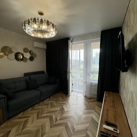 Апартаменты Гранд Виктория Promyshlennyy Exterior photo